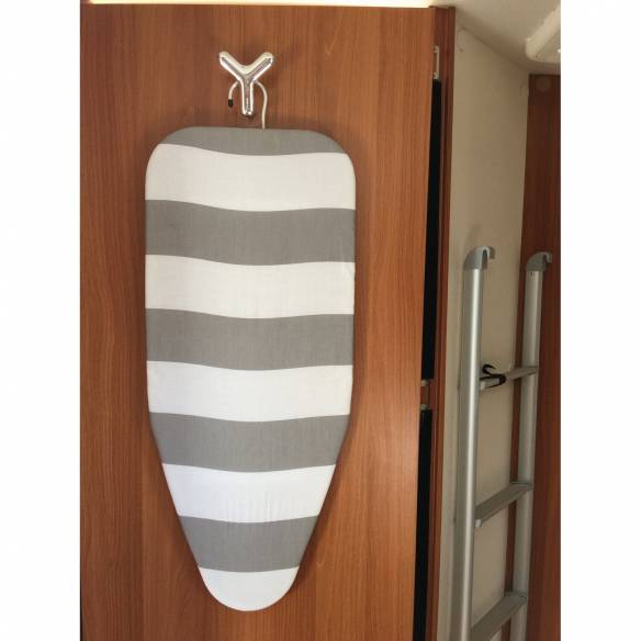 Tabla de planchar plegable  RG-912873