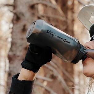 Botella magnética para bicicleta con fijación Silwy RG-145163 2