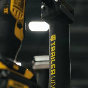 Gato manual con manivela Trailer Valet RG-513594 2