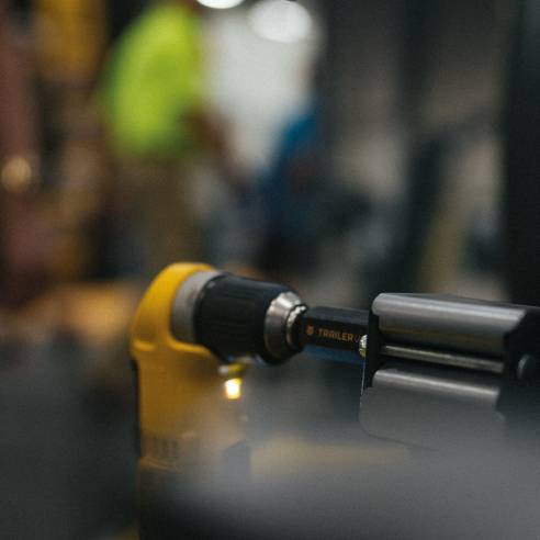 Gato manual con manivela Trailer Valet RG-513594