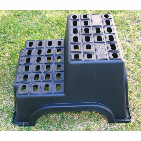 Peldaño doble de plástico MGI RG-092174